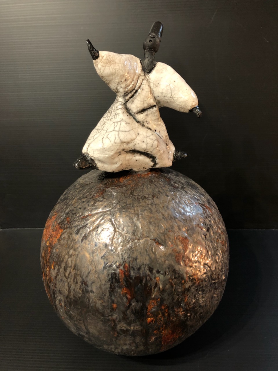 Derviche Tourneur (Grès et Raku 50cm) de Josyane Schneider — Josyane Schneider